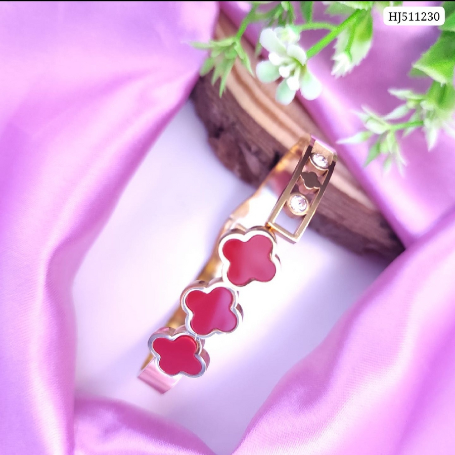 AT Red Kada Brecelate